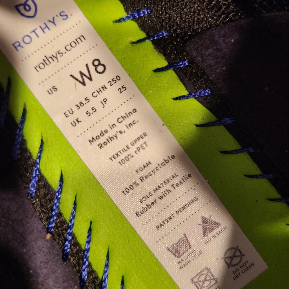 NEW! Rothy's size 8 Black Flats - Picture 2 of 3
